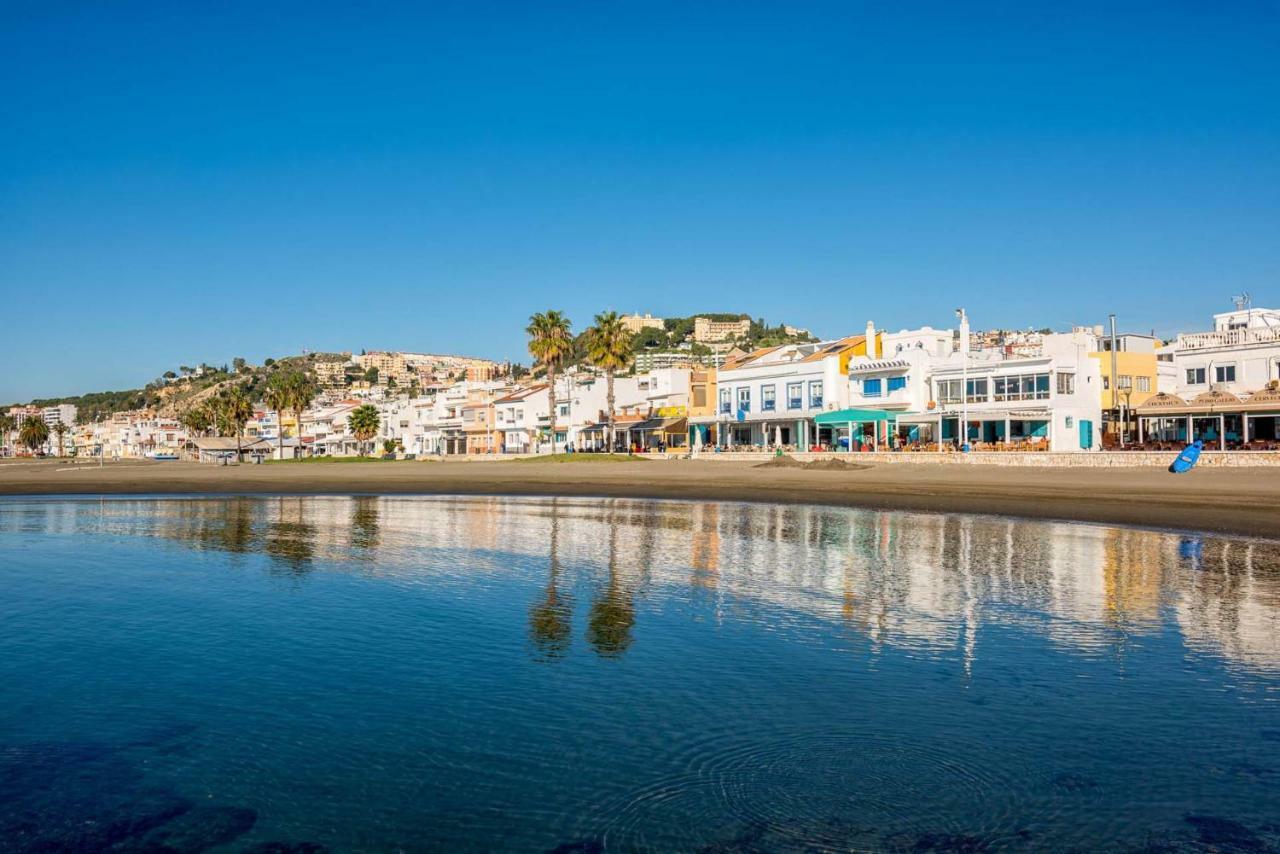 Holidays By The Sea Apartments Málaga Exteriör bild