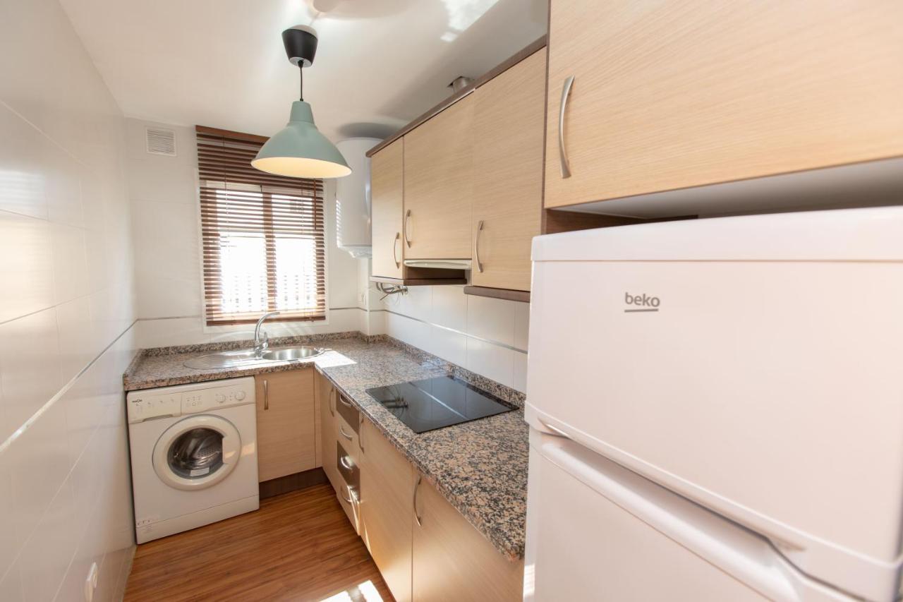 Holidays By The Sea Apartments Málaga Exteriör bild