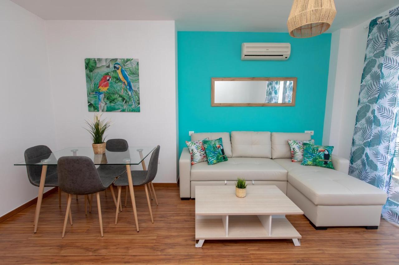 Holidays By The Sea Apartments Málaga Exteriör bild